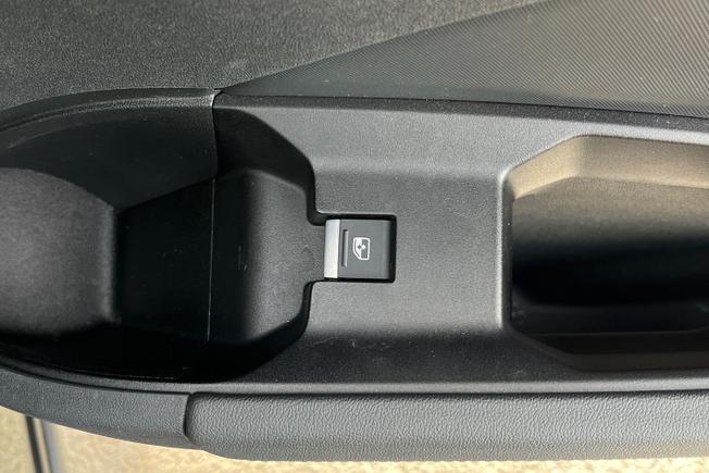 AUDI Q4 E-Tron Photo 50