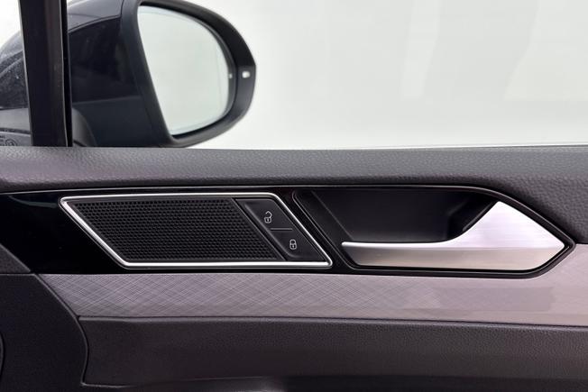 Volkswagen Passat Photo 27