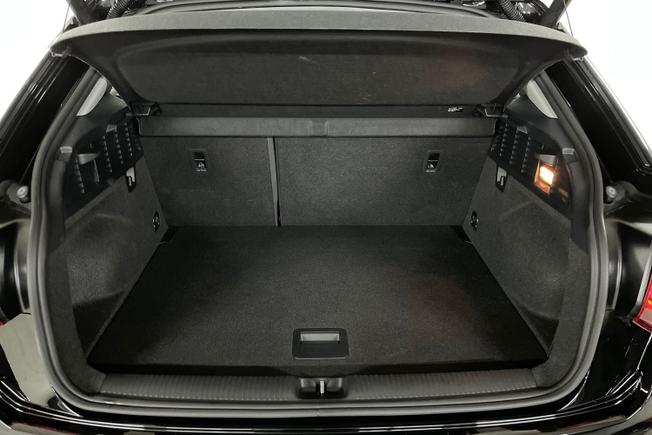 AUDI Q2 Photo 13