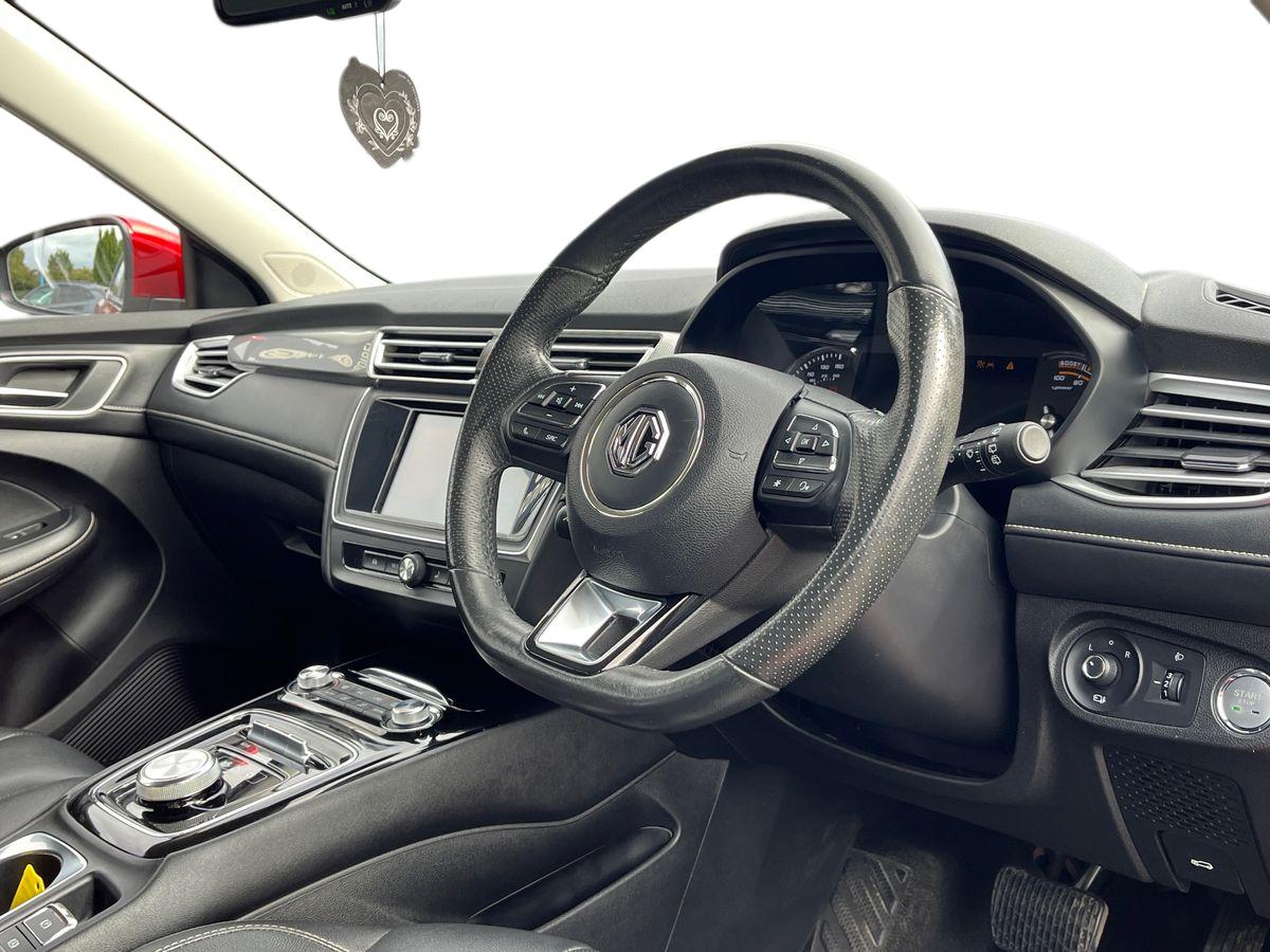 MG MG5 Photo 19