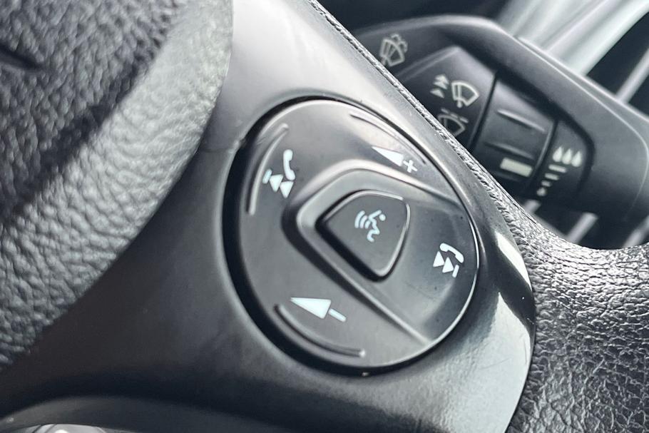 Used Ford TRANSIT CONNECT YR23LRF 22