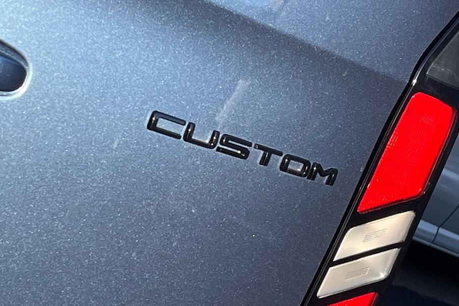 Used Ford TRANSIT CUSTOM 20