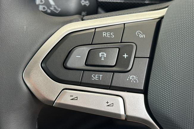 Volkswagen T-Cross Photo 16