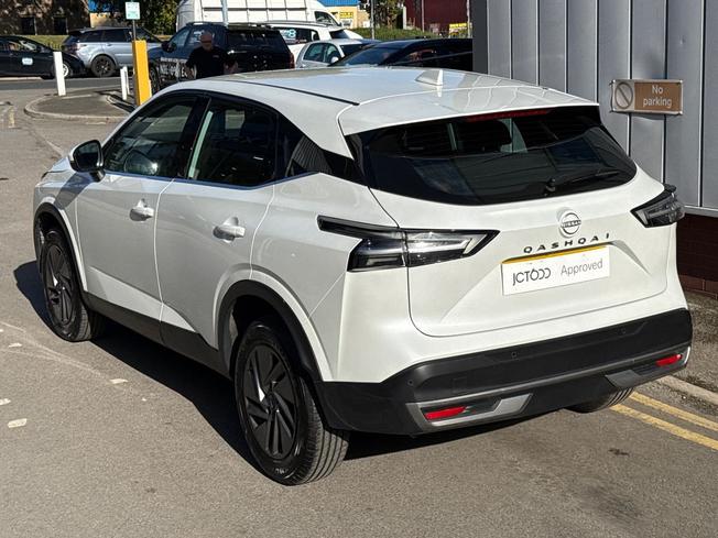 NISSAN Qashqai Photo 35