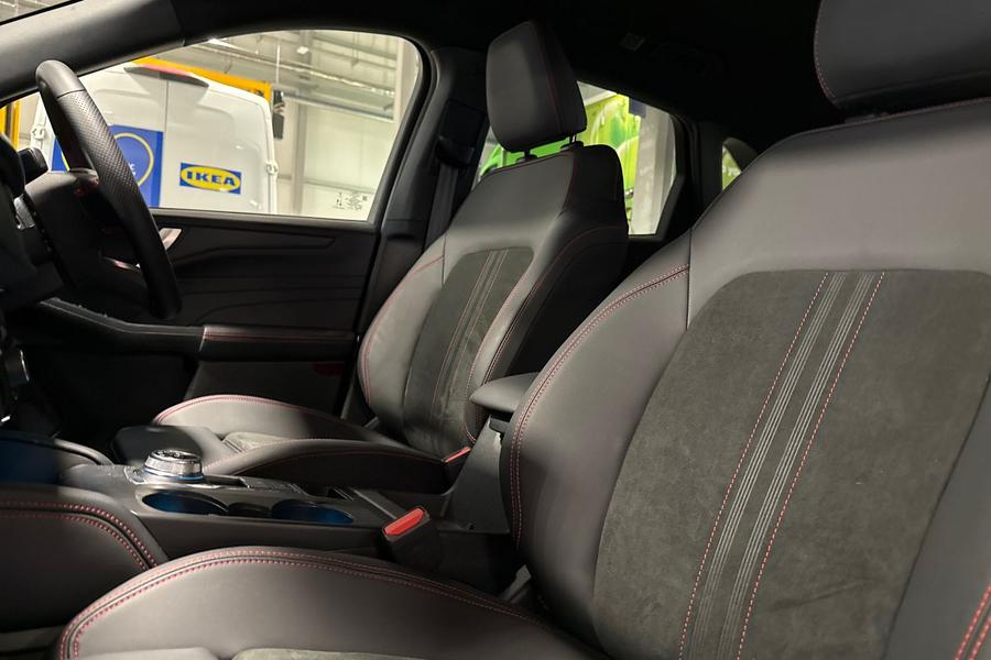 Ford Kuga Photo autoimg-9b9f7e2516dc51dd9eca0ba66ed8136994b7e58d.jpg