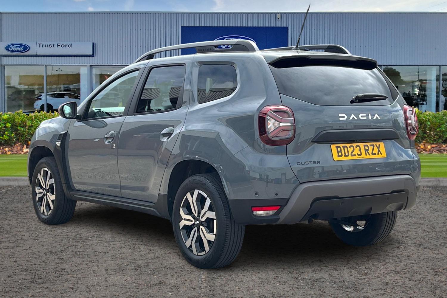 Dacia Duster Photo 1
