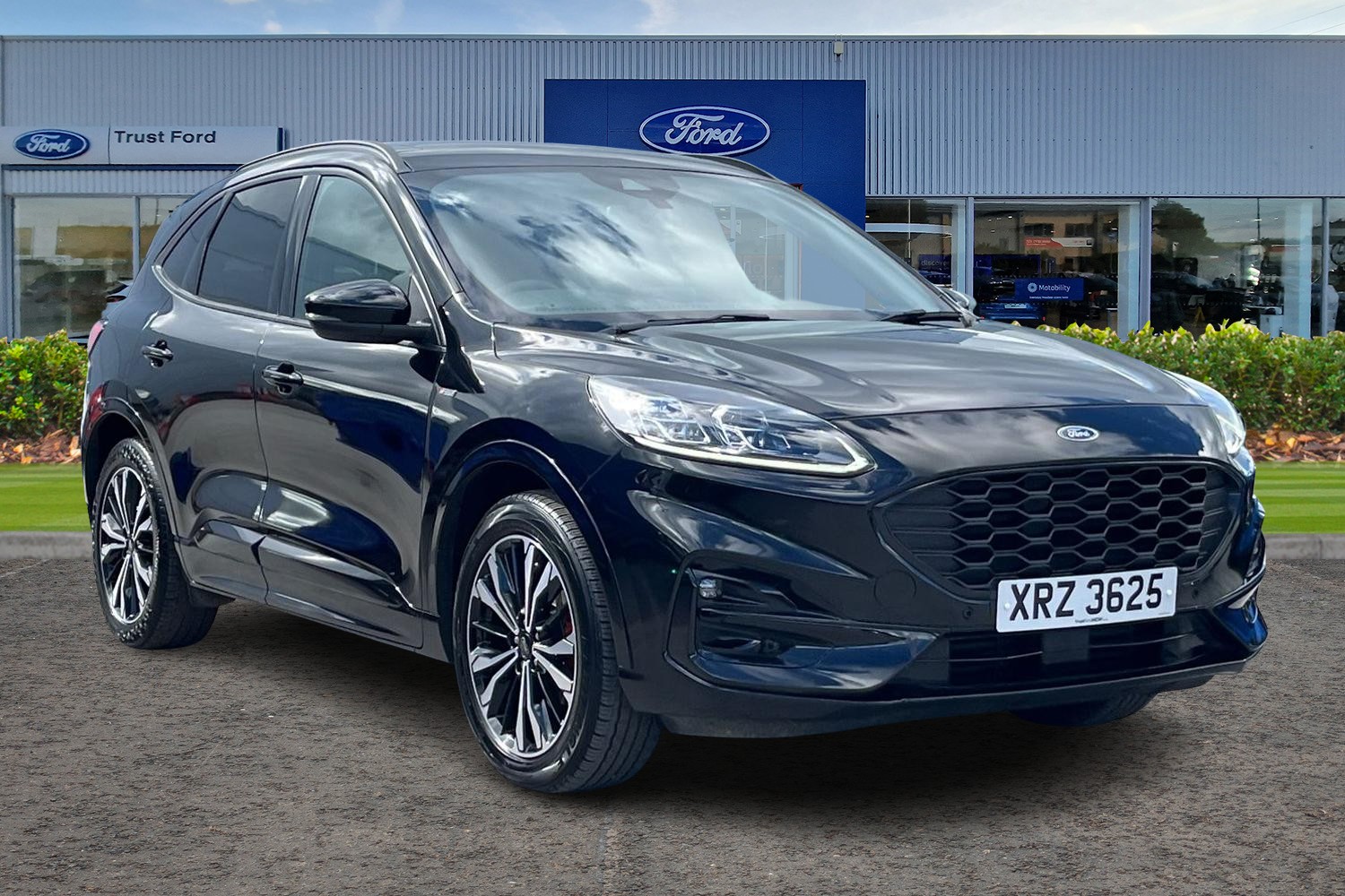 Ford KUGA Photo 0