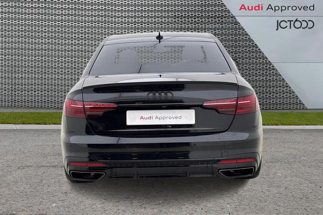 AUDI A4 Photo 7