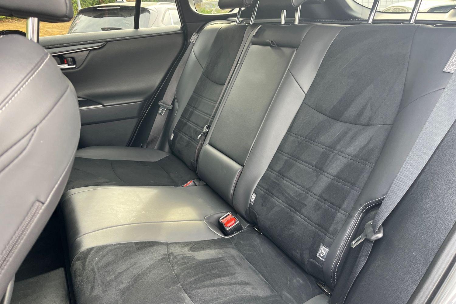 Toyota RAV4 Photo 19