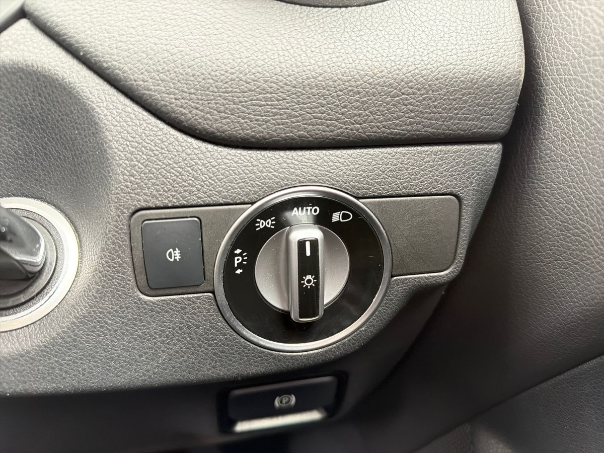 Mercedes-Benz CLA Photo autoimg-9bb065e527f088f3f021dde7f578d9e763400ba0.jpg
