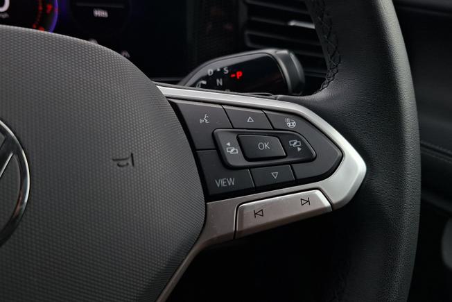 VOLKSWAGEN Tiguan Photo 17