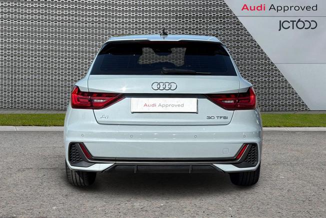 AUDI A1 Photo 7