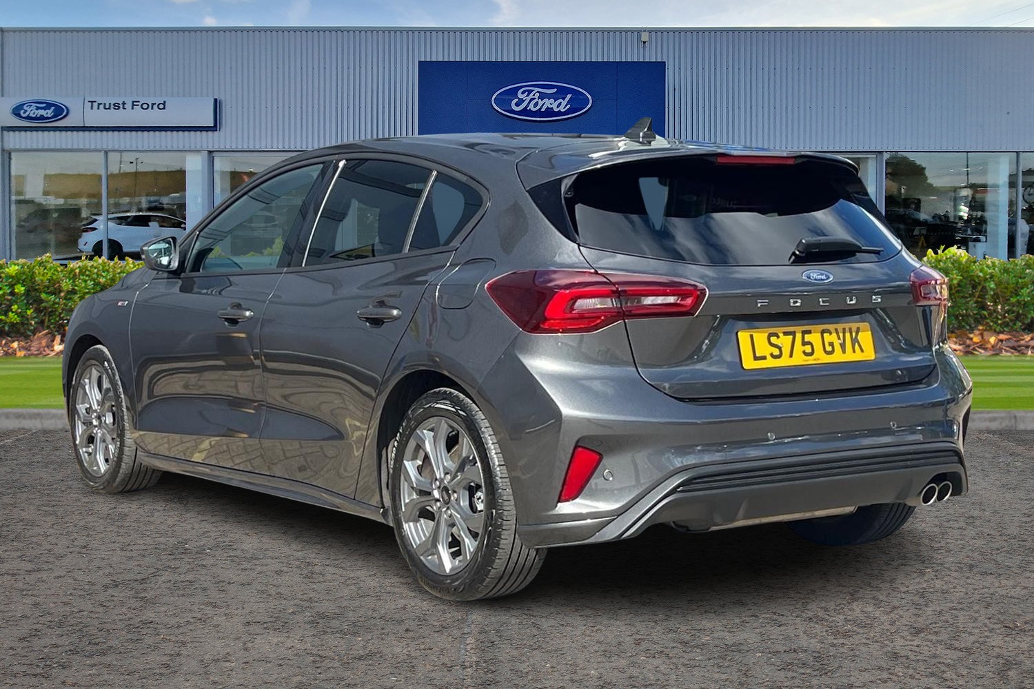 Ford Focus Photo 1