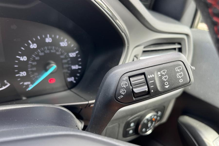 Ford Focus Photo autoimg-9bba246193baea63364b68ca8a9ec89a74e6e820.jpg