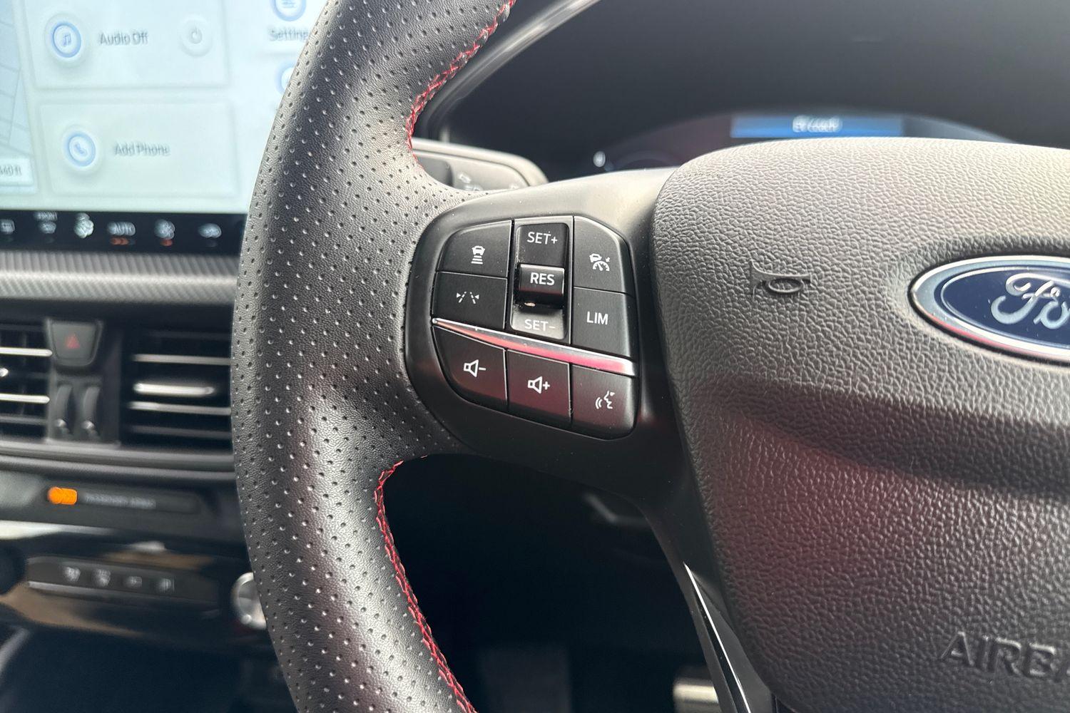 Ford KUGA Photo 26