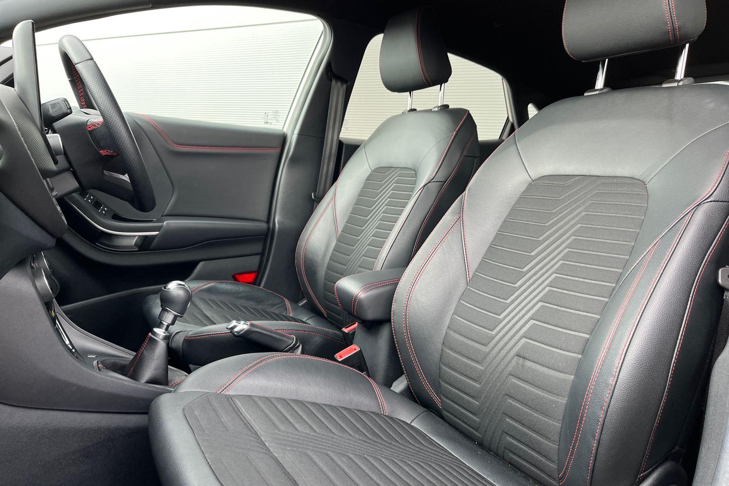 Ford PUMA Photo 18