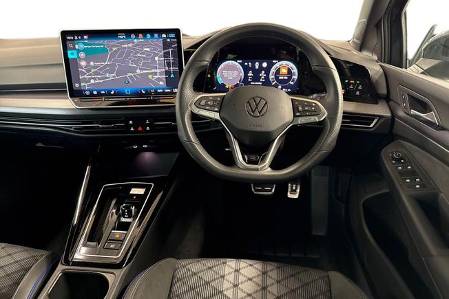 VOLKSWAGEN Golf Photo 11