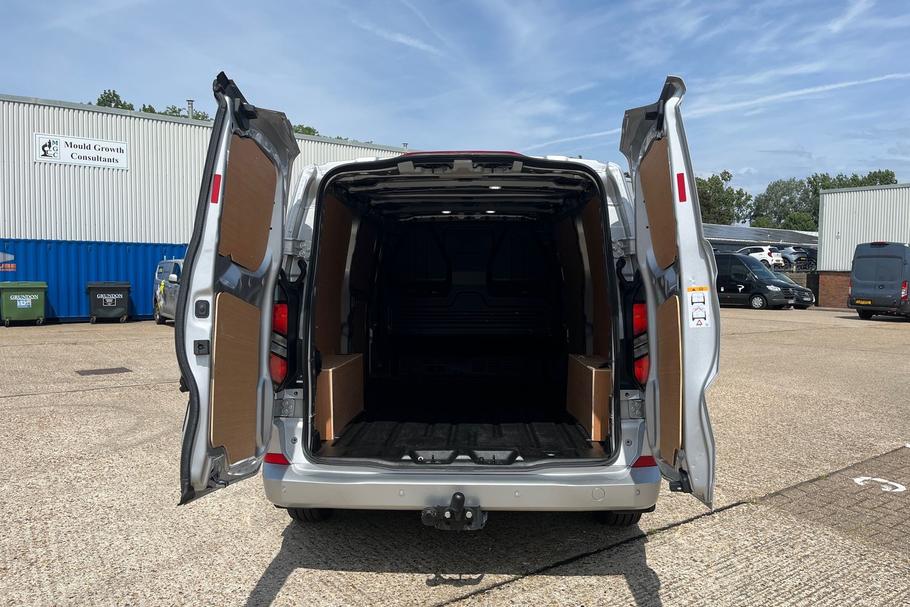 Used Ford TRANSIT CUSTOM MA25EVD 6