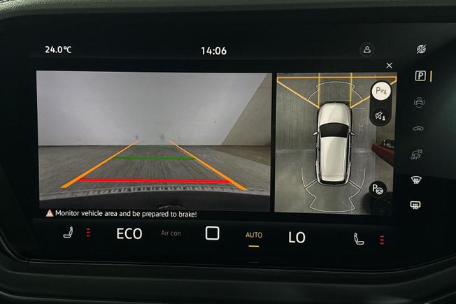 VOLKSWAGEN Touareg Photo 21