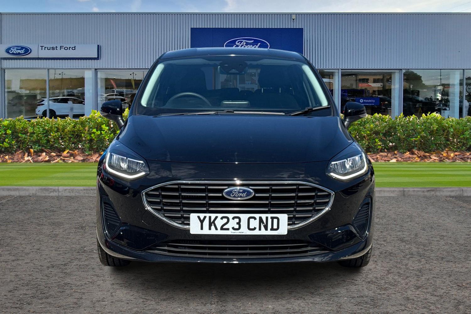Ford Fiesta Photo 5