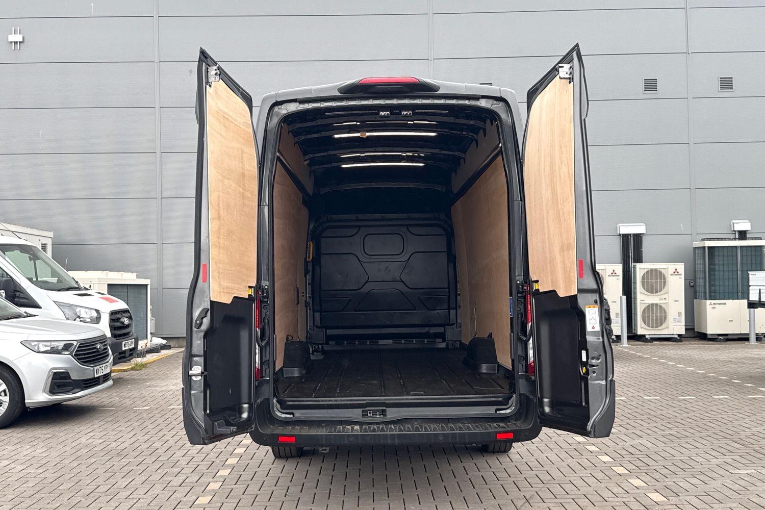 Ford TRANSIT Photo 5