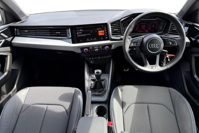 AUDI A1 Photo 10