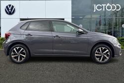 VOLKSWAGEN Polo Photo 4