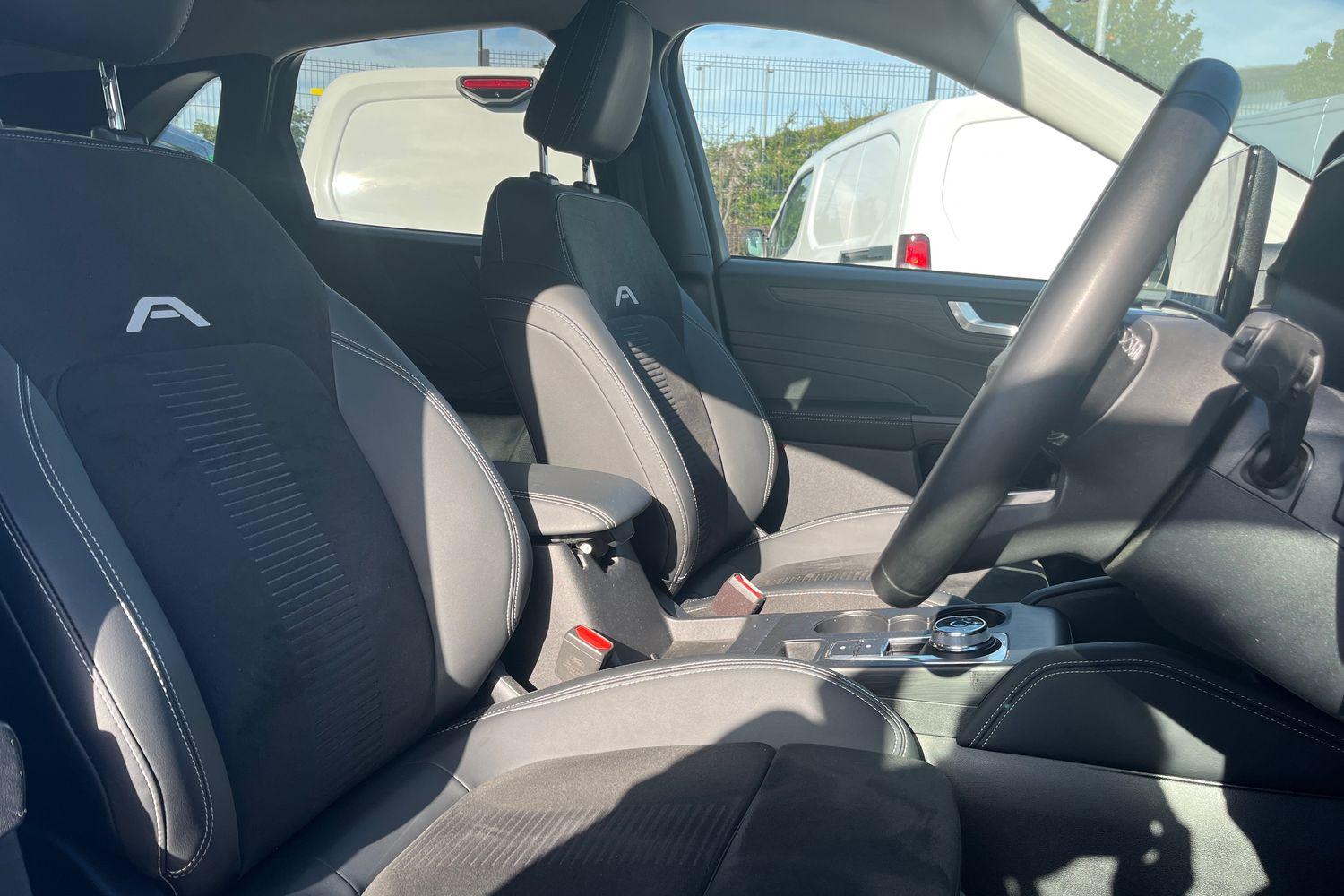 Ford Kuga Photo 16