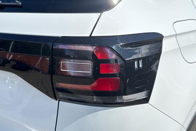 Volkswagen T-Cross Photo 18