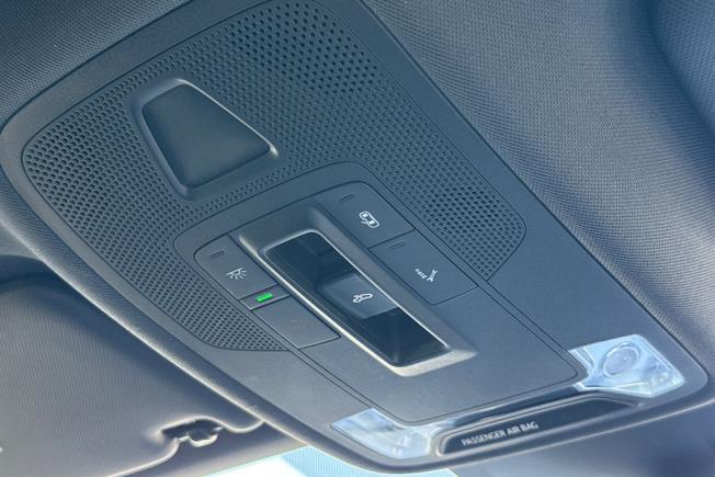 AUDI RS3 Photo 39