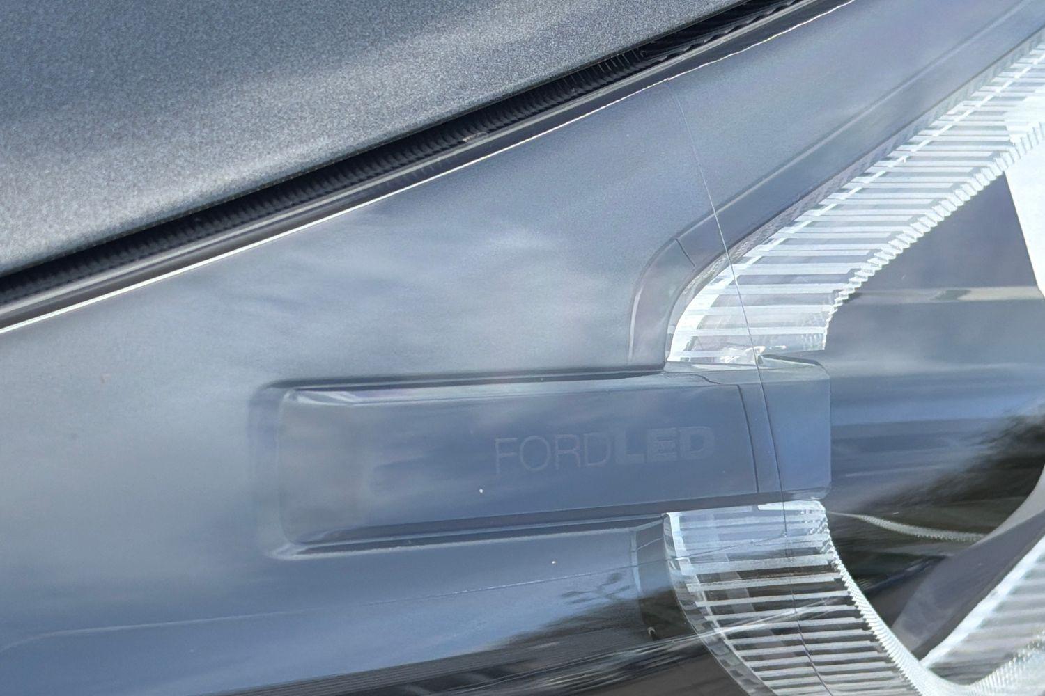 Ford FIESTA Photo 31