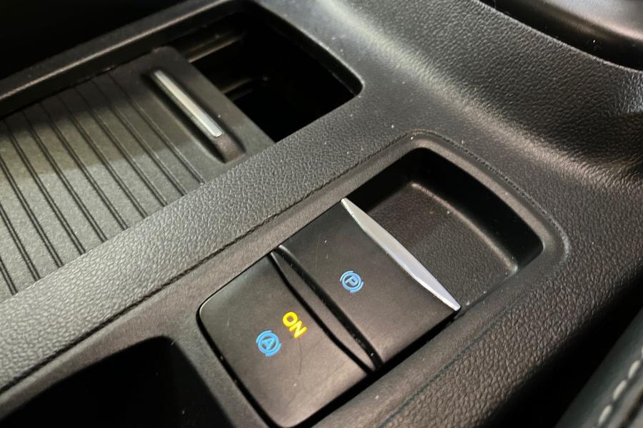 Ford FOCUS Photo autoimg-9be0dff7c37d3614e7ac7076a898f6bd72859fea.jpg