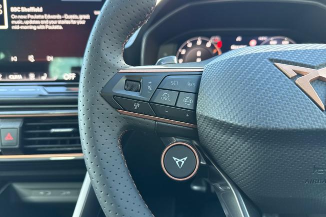 CUPRA Leon Photo 16