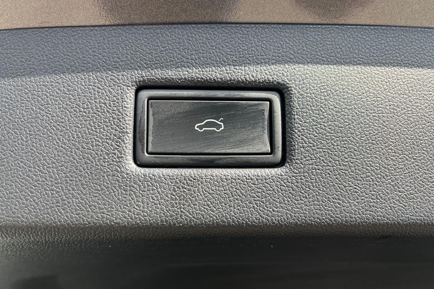 Ford Explorer Photo 22