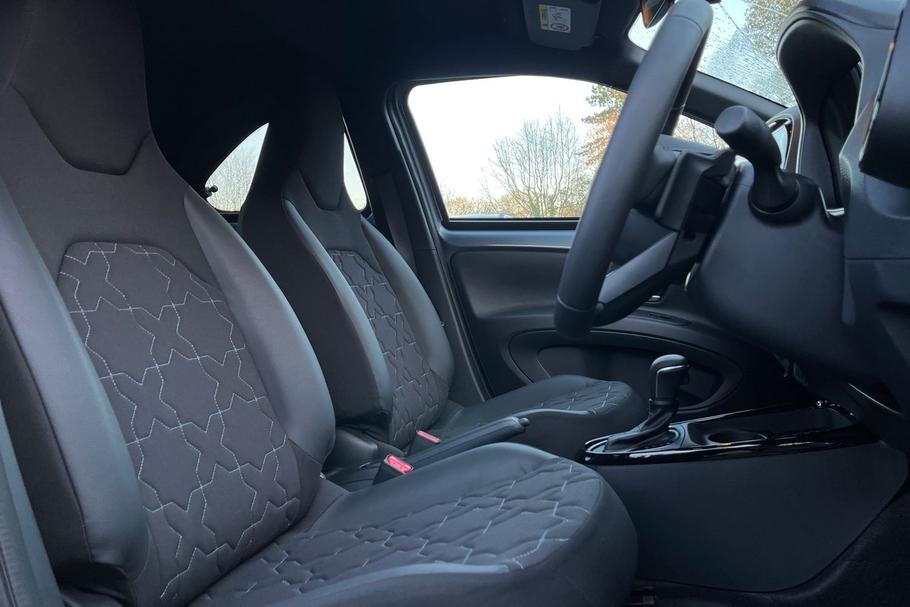 Used Toyota Aygo X 17