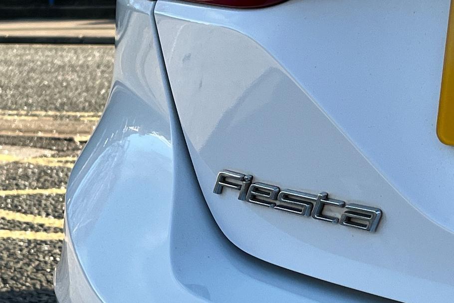 Used Ford FIESTA FL19VUX 39