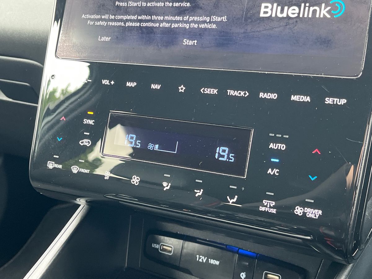 Hyundai TUCSON Photo 12