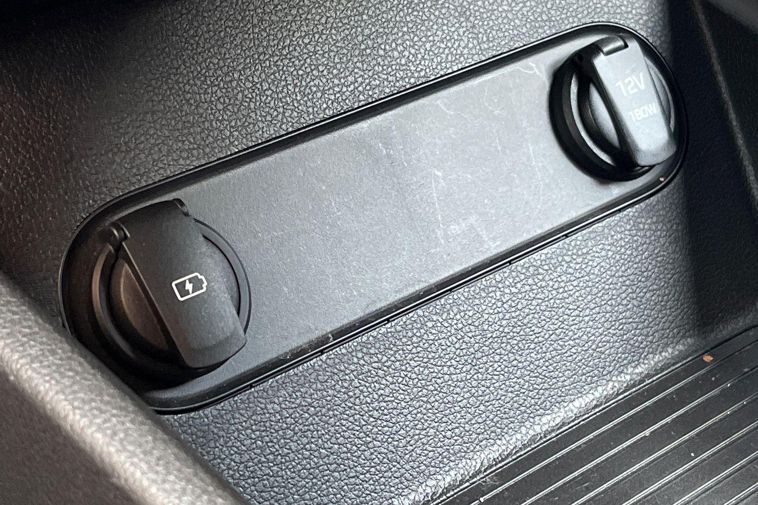 Hyundai KONA Photo 25