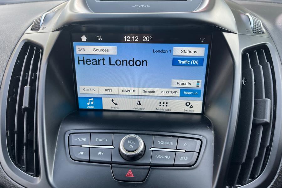 Ford KUGA Photo autoimg-9bf2bfdb6db52a7c4ce7e5b0a18dbfe8281c53d0.jpg