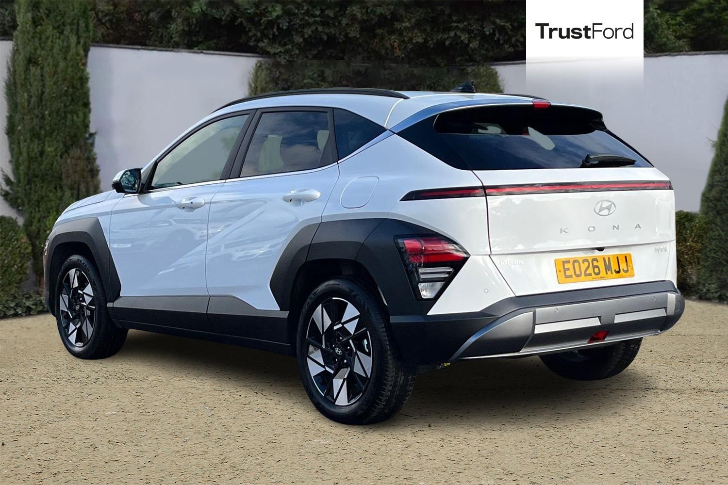 Hyundai KONA Photo 1