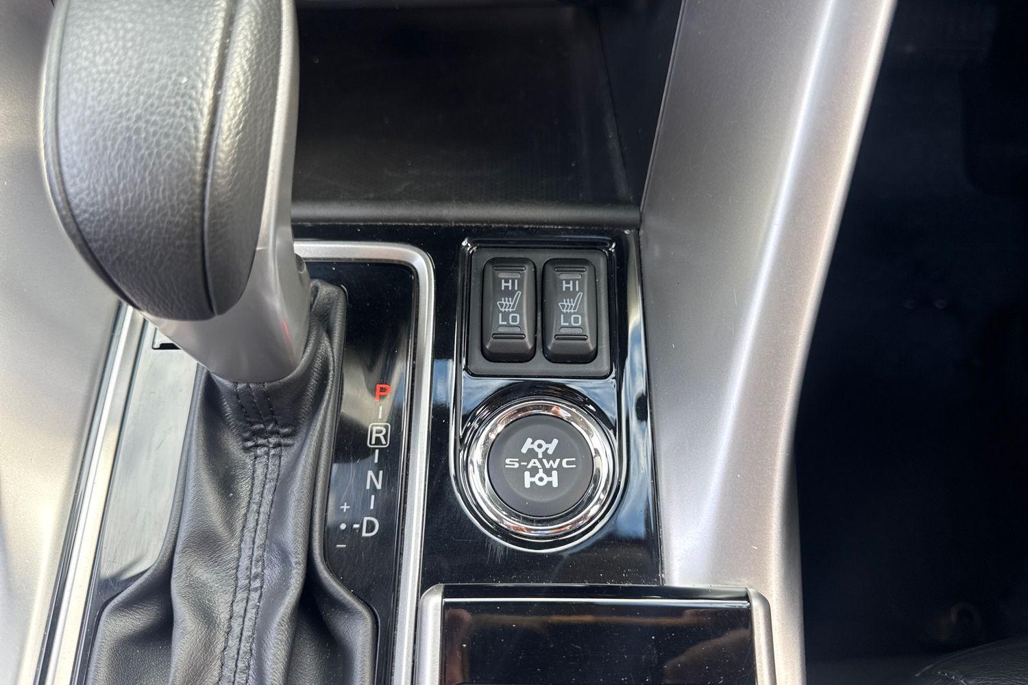 Mitsubishi ECLIPSE CROSS Photo 25