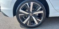 Volkswagen Golf Photo 4