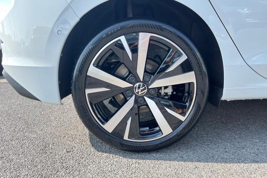 Volkswagen Golf Photo autoimg-9bfeb355ce9b4c9b058a3fe66d3e008e2f5f295f.jpg