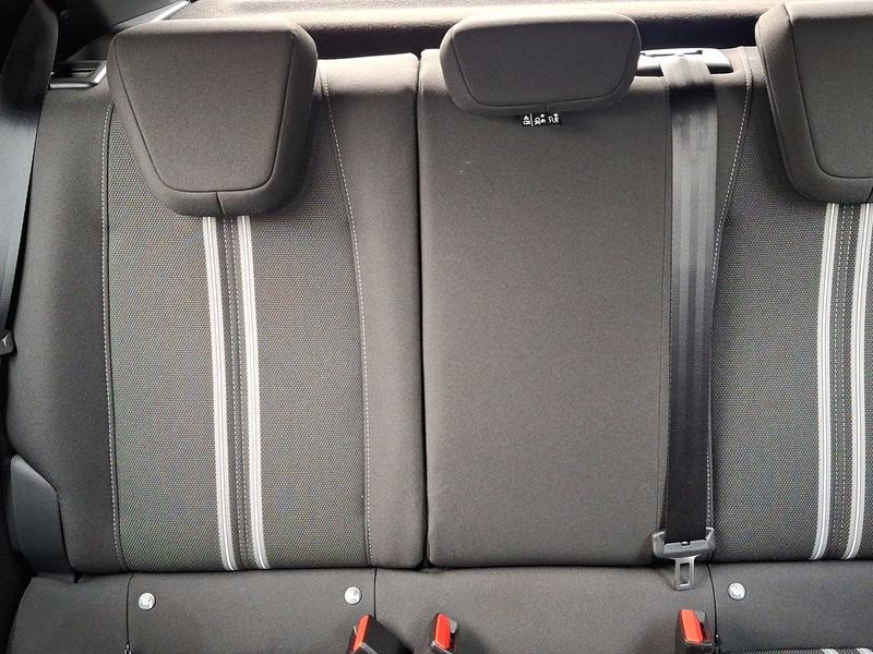 Used Vauxhall Corsa DL73UHX 29