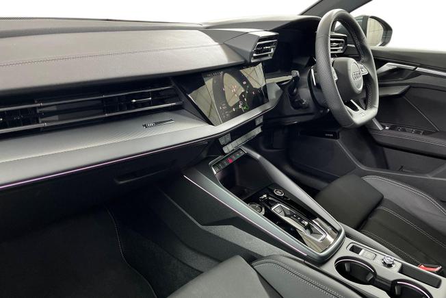 Audi A3 Photo 2