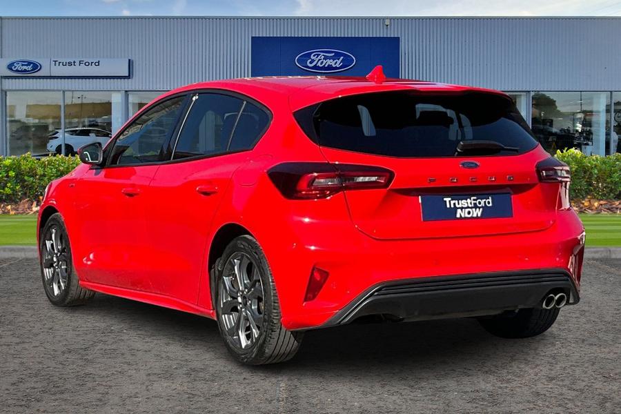 Ford FOCUS Photo autoimg-9c04462c41f75f54ebfe64d9f801579d05026f47.jpg