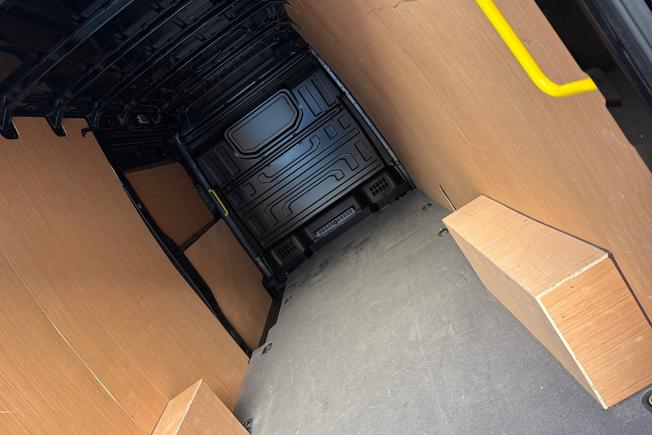 VOLKSWAGEN Crafter Photo 9