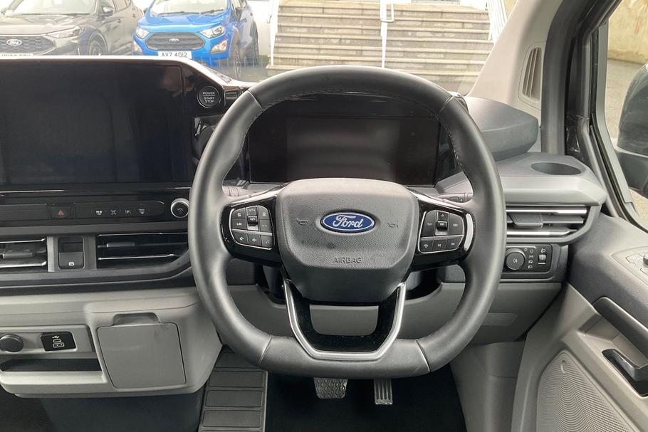 Used Ford Tourneo Custom HG24YSX 25