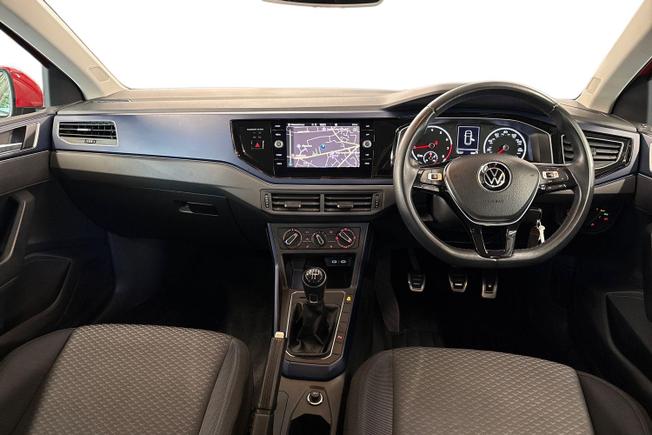 VOLKSWAGEN Polo Photo 10
