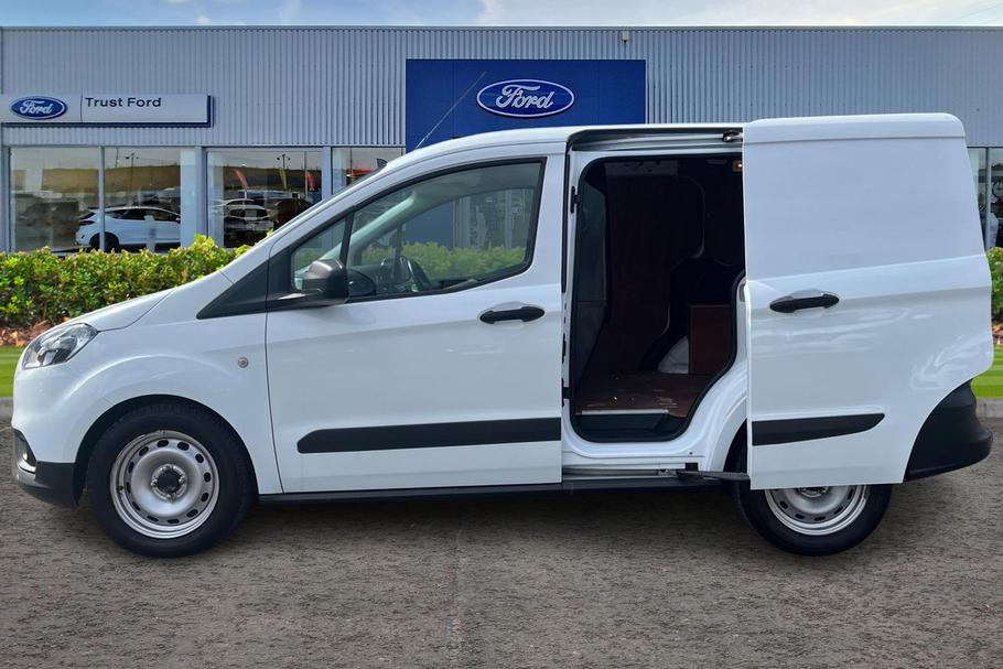 Used FORD TRANSIT COURIER ML22YKJ 5